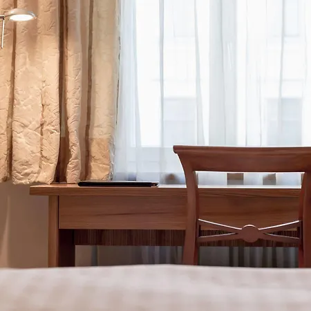 Wolf Dietrich Apartment *